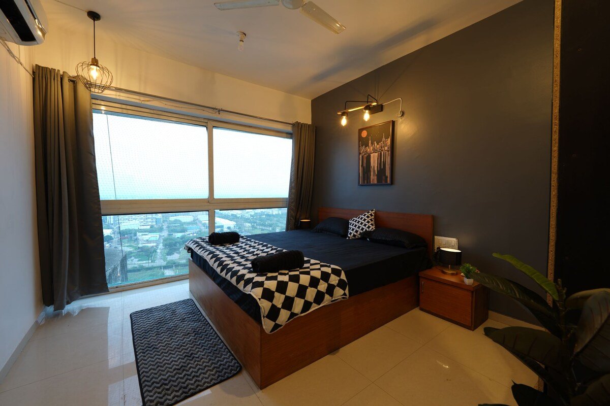 Skyline Suite Private Pool on 17th Floor Indore