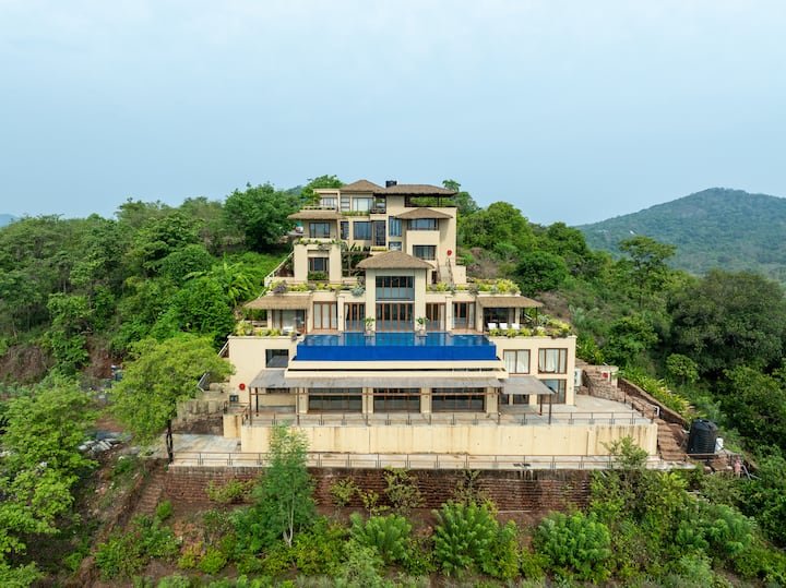 Aku Villa Goa