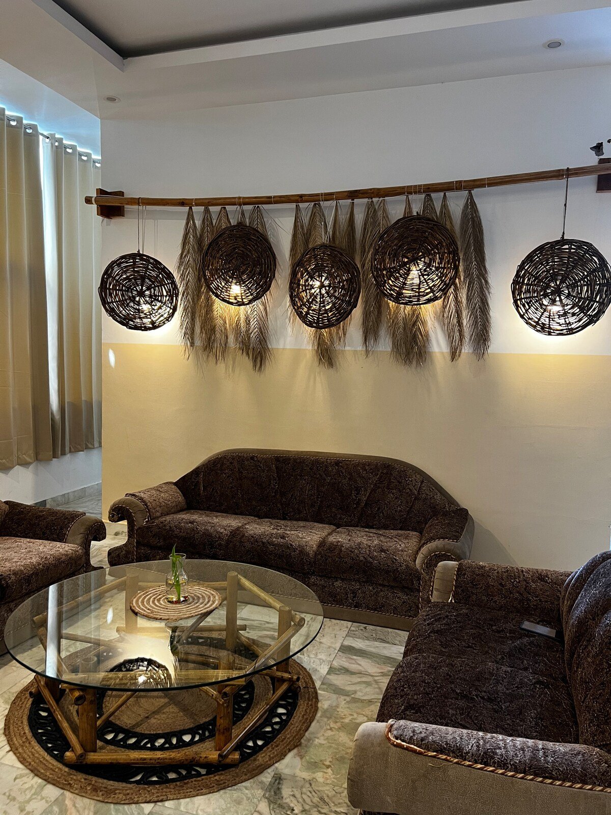 Aesthetic Boho 3bhk near Ganges