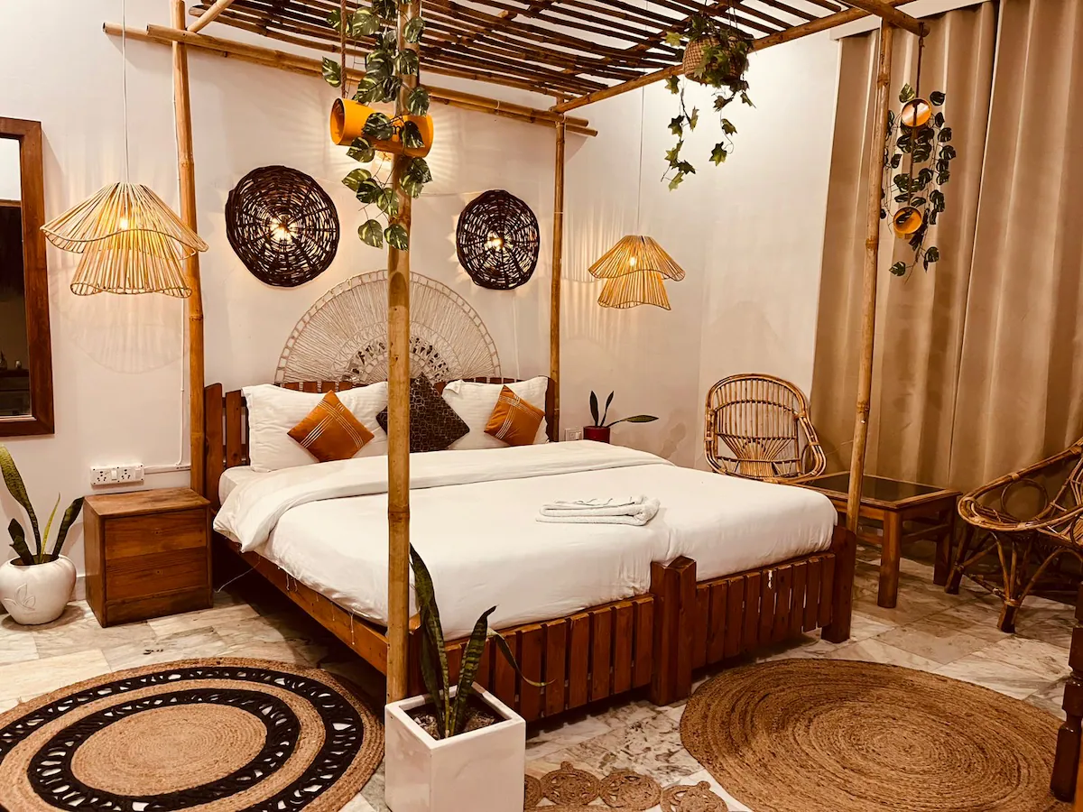 Aesthetic Boho 3bhk near Ganges