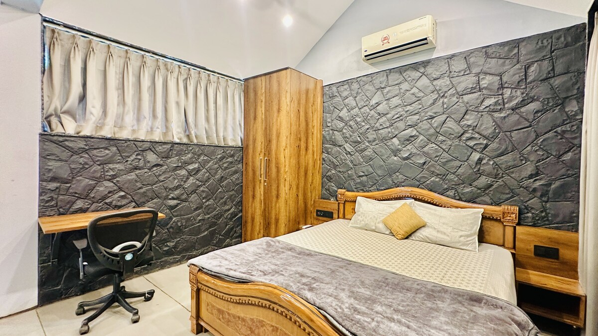 The2Pines Indore