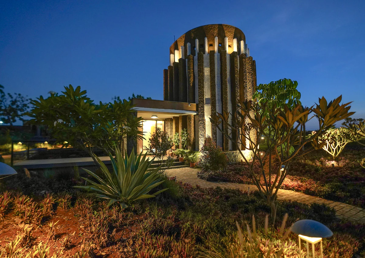 Amaltas Villa Pune