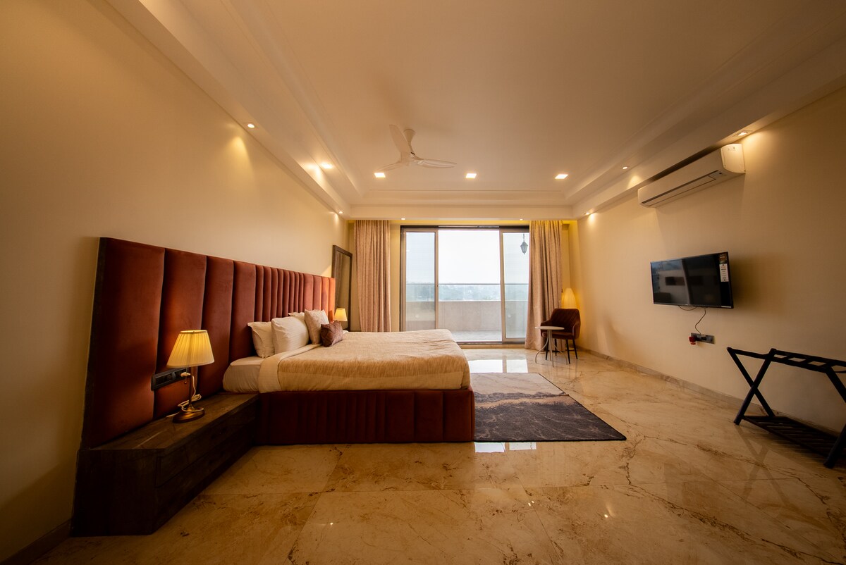 RE Haven Lonavala