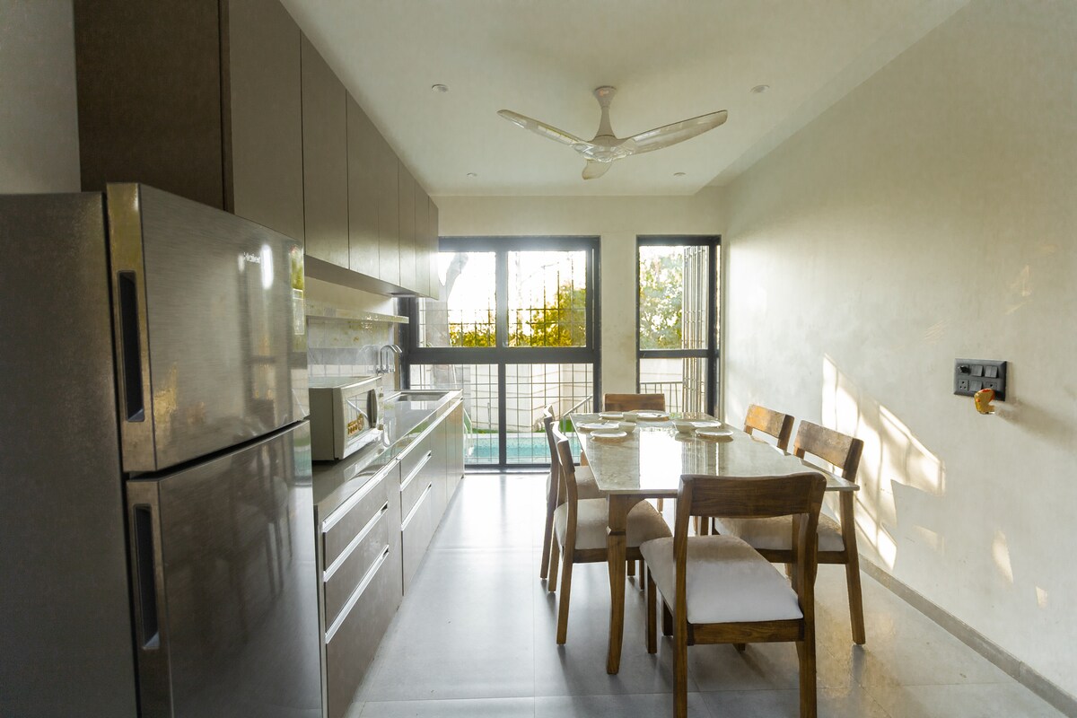 Tamarind Courtyard House Uttan