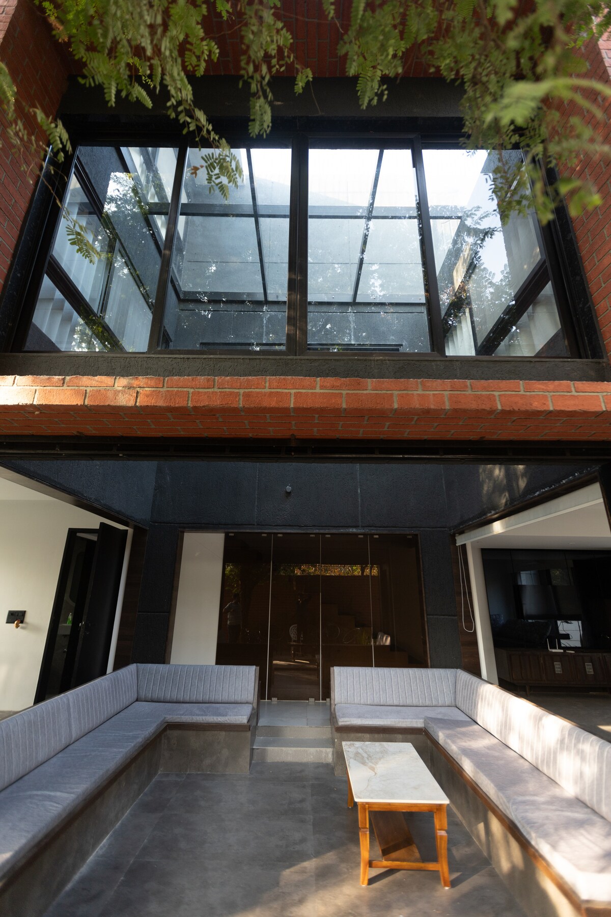 Tamarind Courtyard House Uttan
