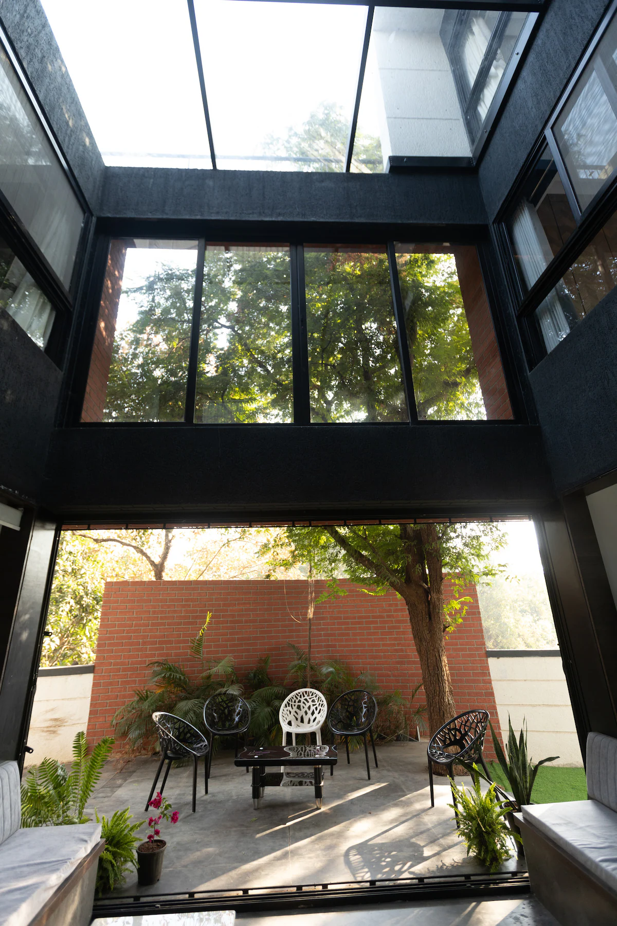 Tamarind Courtyard House Uttan