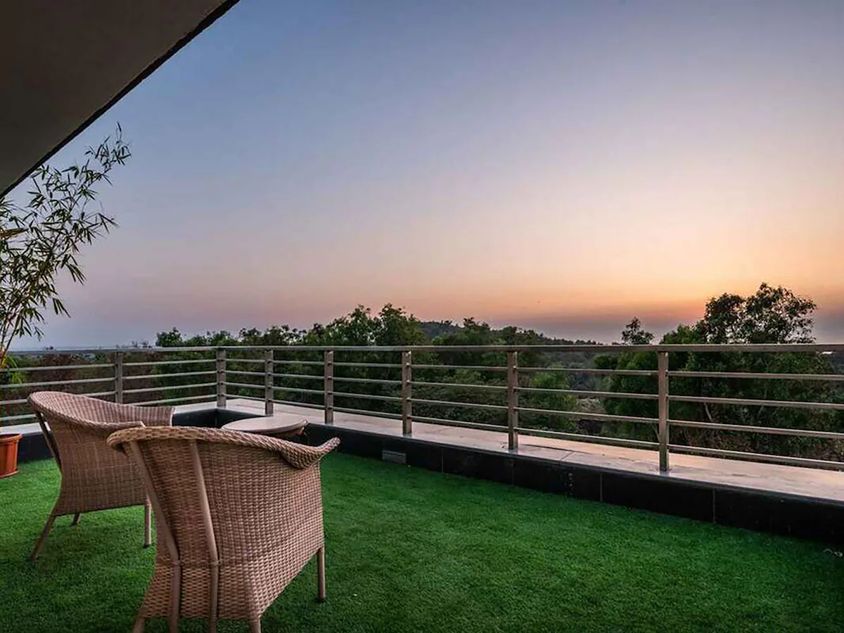 Gorai beach 4 BHK villa Seaview Soiree