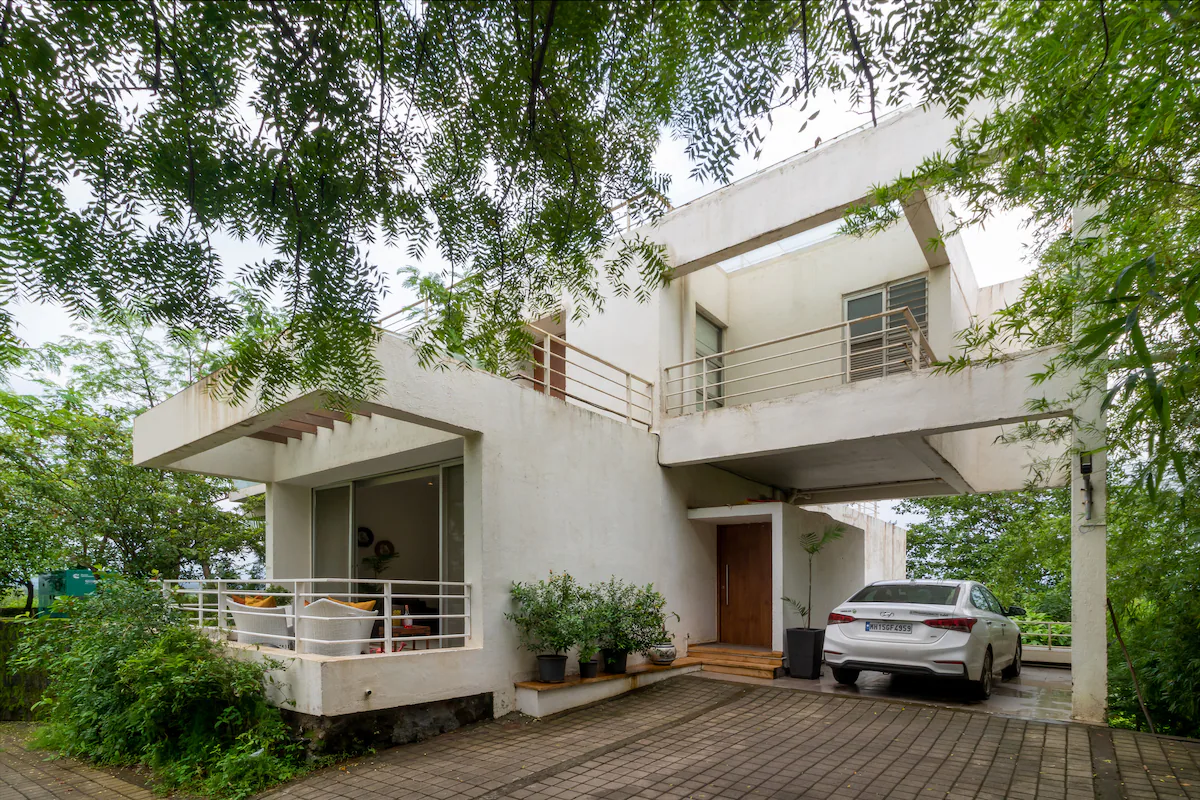 White Villa Karjat