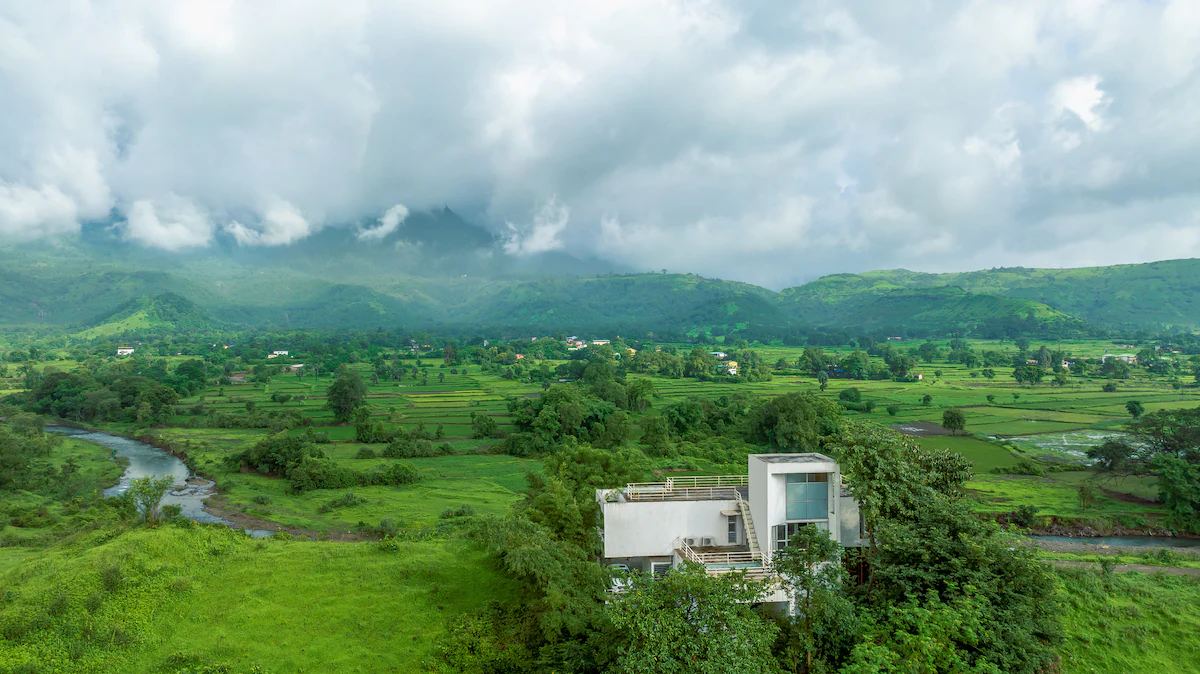 White Villa Karjat