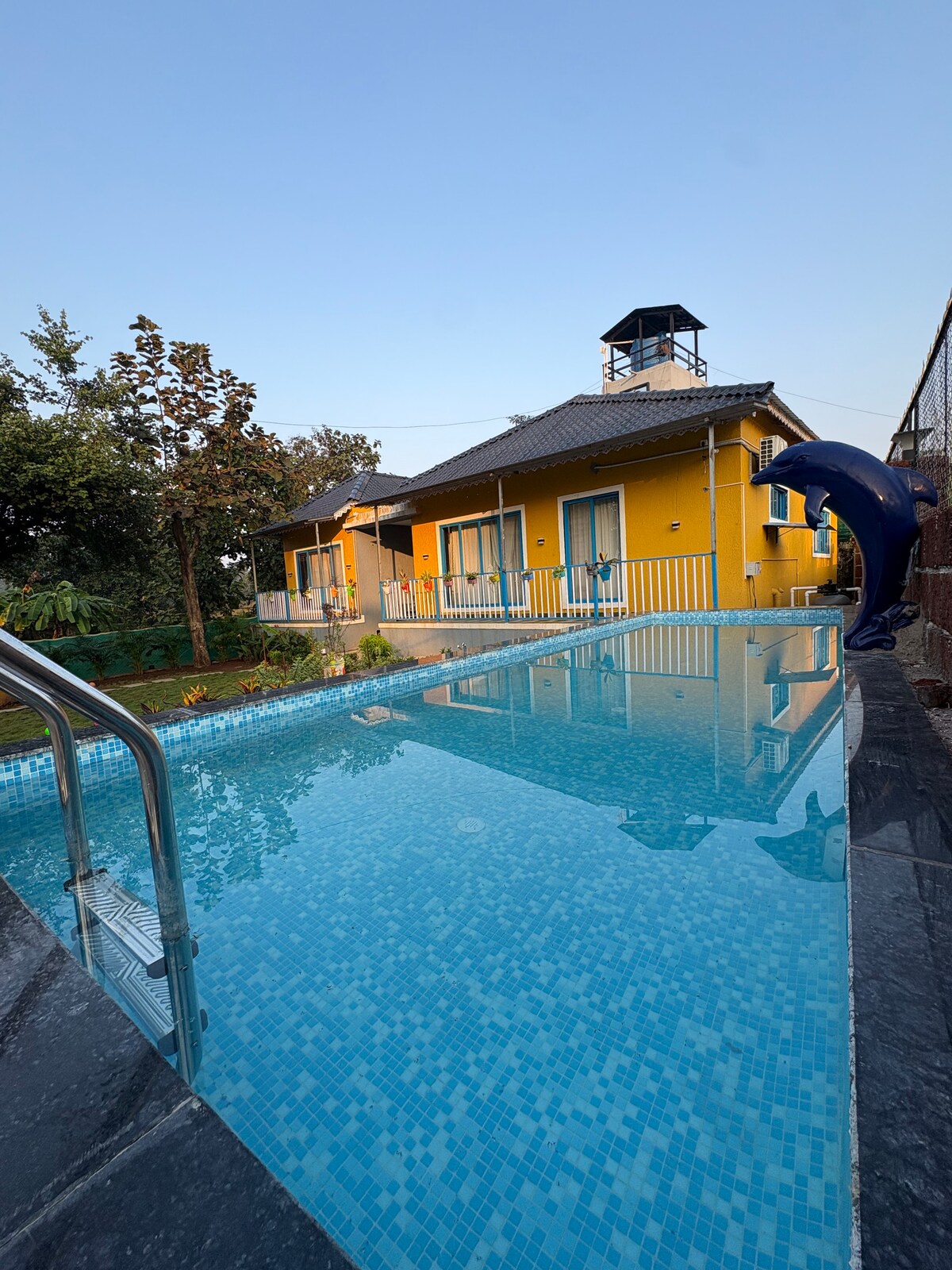 Aweka Luxury Villa Karjat