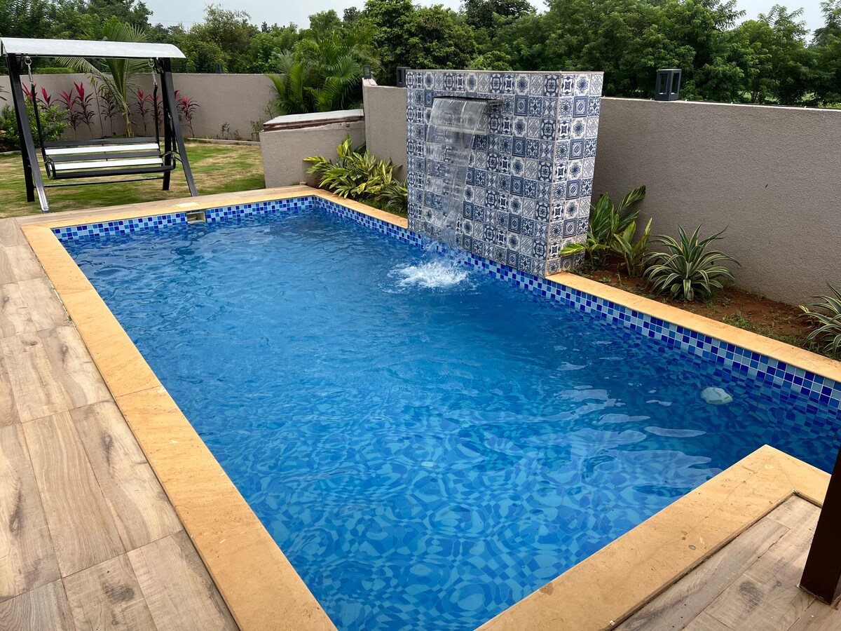 Nakshatra 6 BHK Karjat