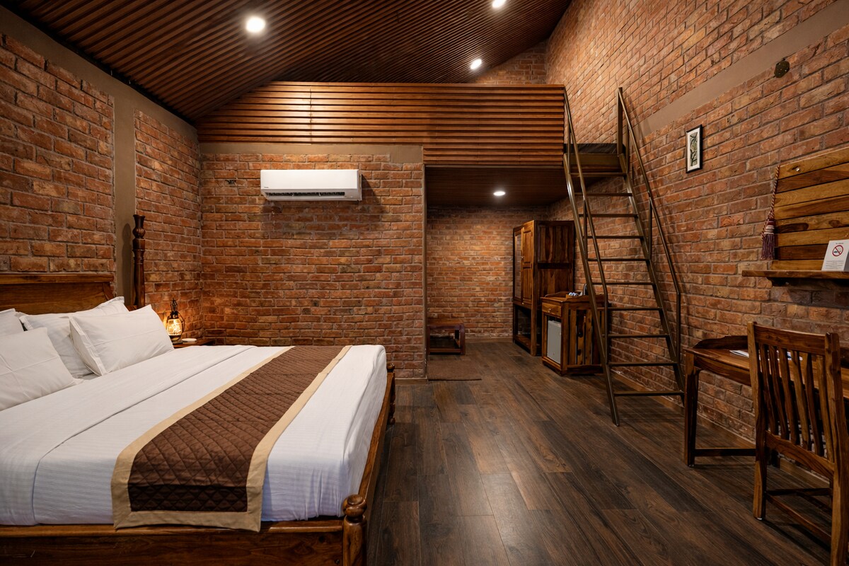 Wood Heaven Farms Jaipur