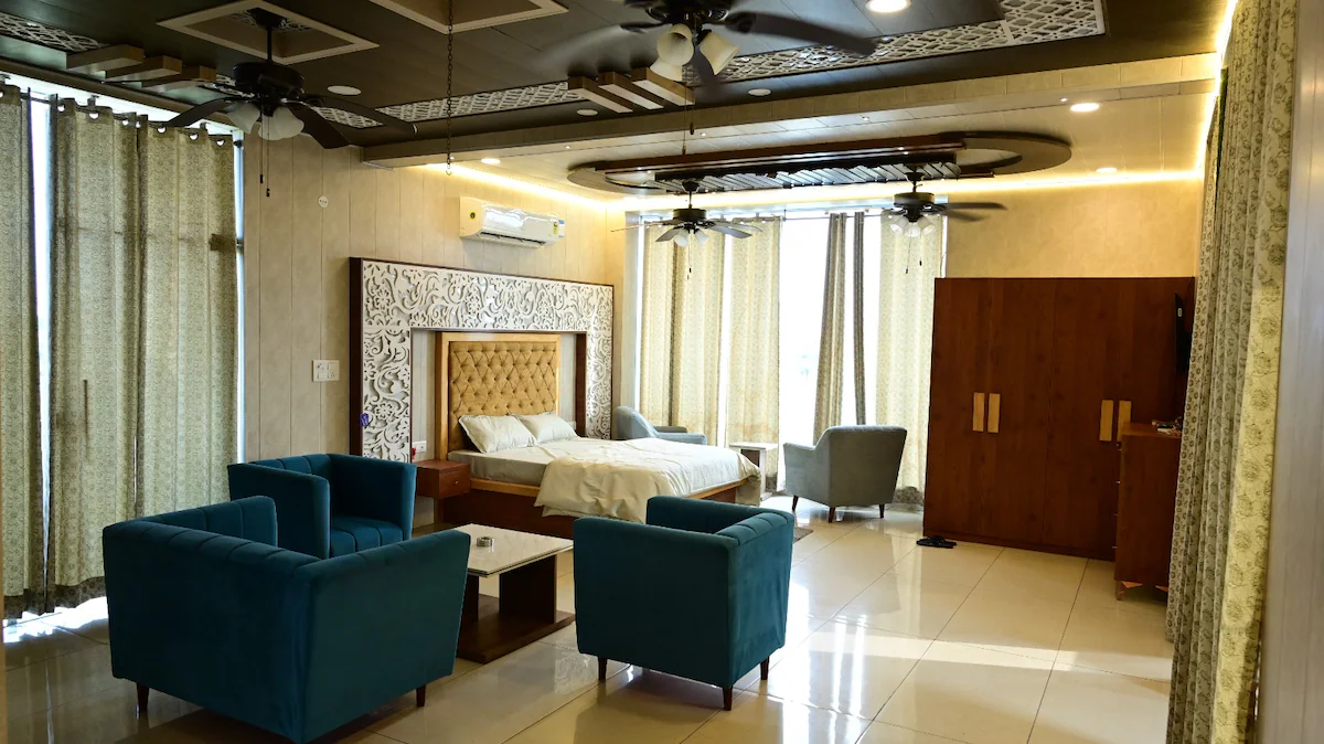 Ratan Retreat Jagatpura