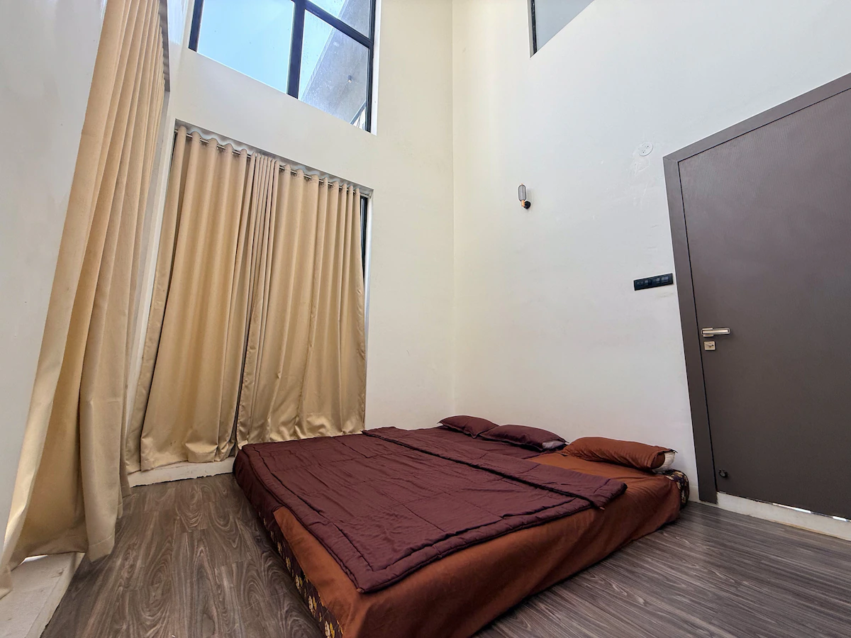 RE Treat 6BHK Luxury Pool Villa Lonavala
