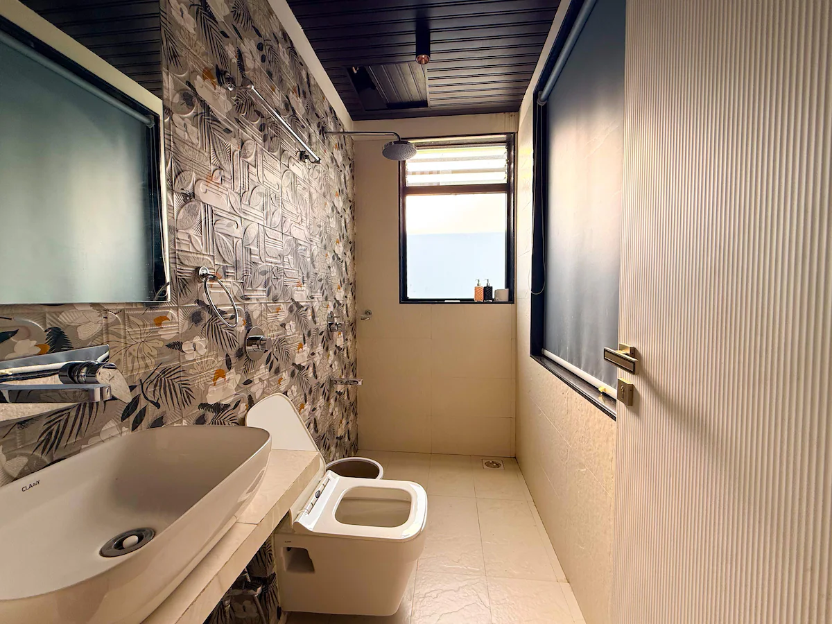 RE Treat 6BHK Luxury Pool Villa Lonavala