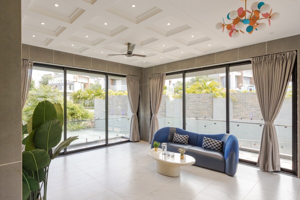 RE Oasis 5BHK Luxury Villa Lonavala