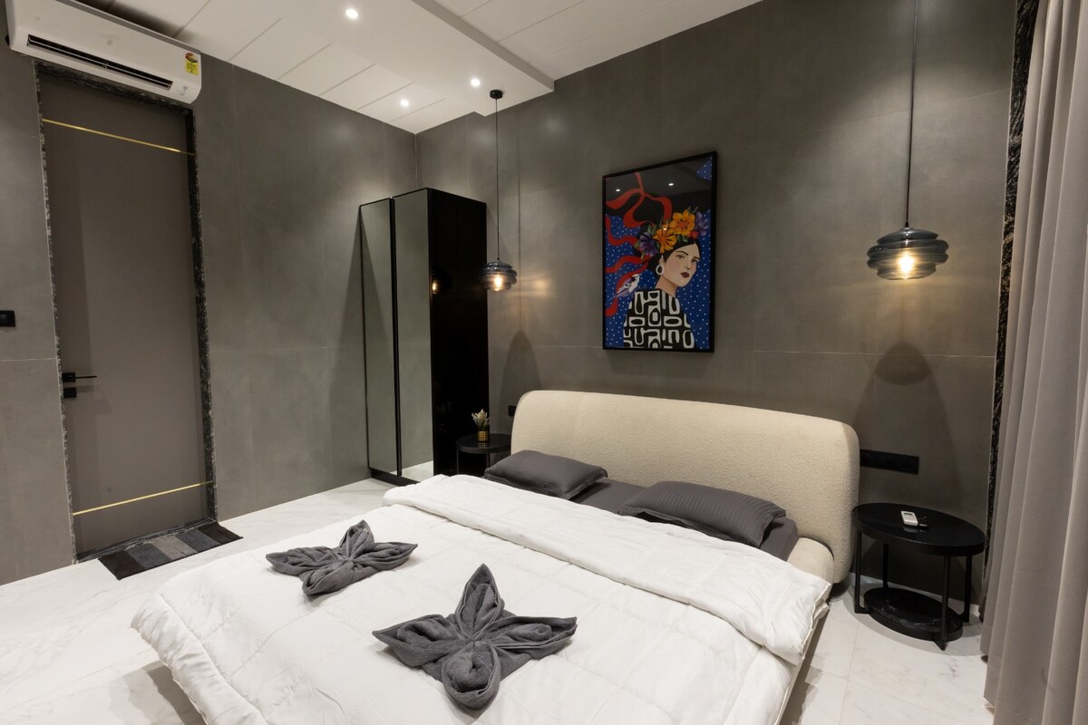 RE Oasis 5BHK Luxury Villa Lonavala
