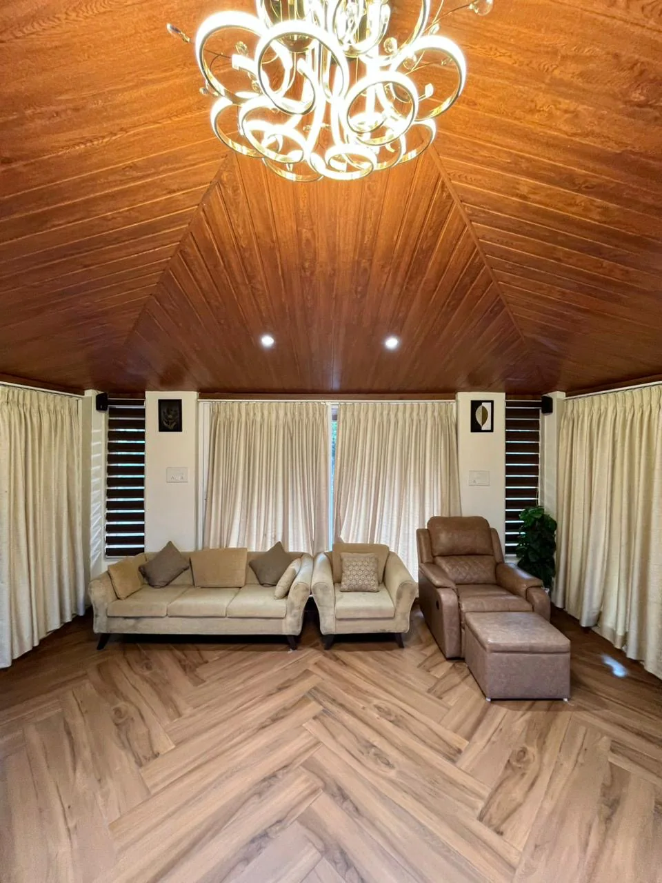 Blue Moon Villa 5 BHK Lonavala