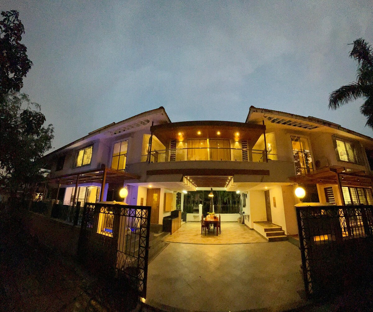 Blue Moon Villa 5 BHK Lonavala
