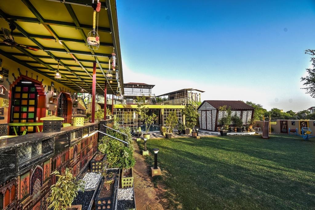 Skyza Farm 5 BHK Rustic Villa