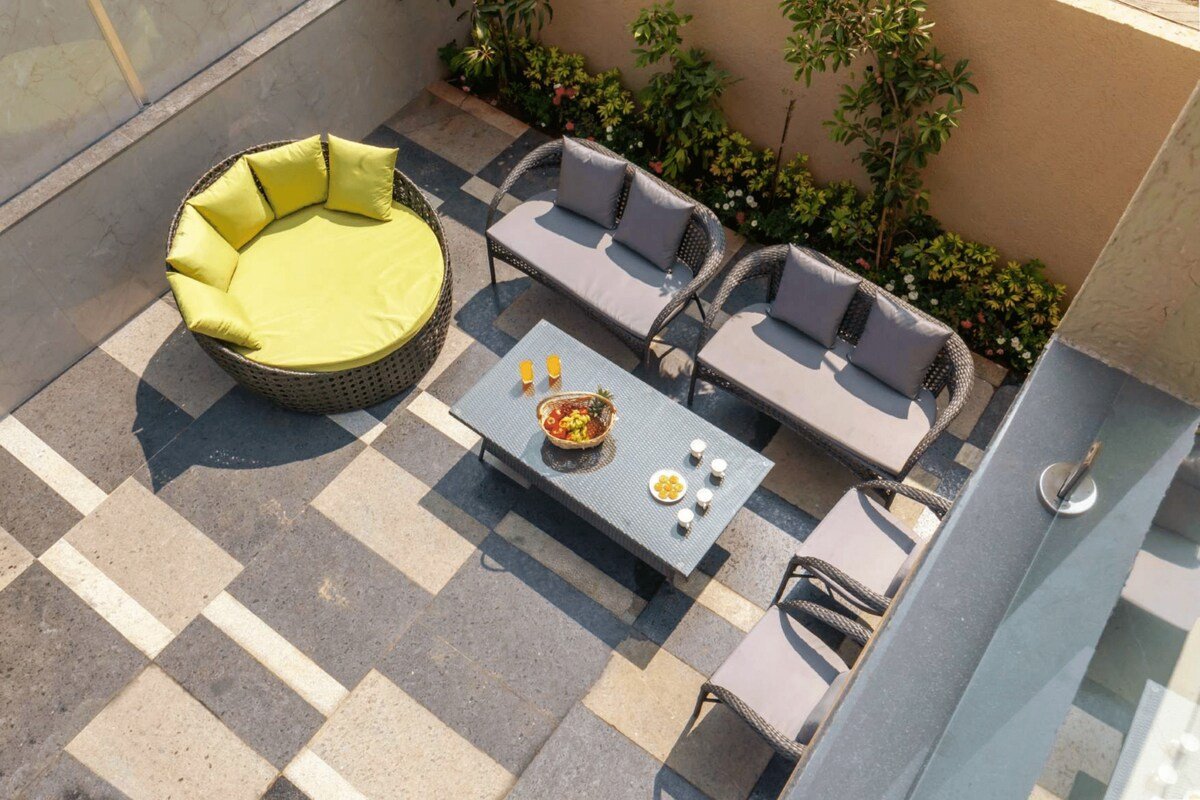 Tara Amodaa Luxury Villa Lonavala
