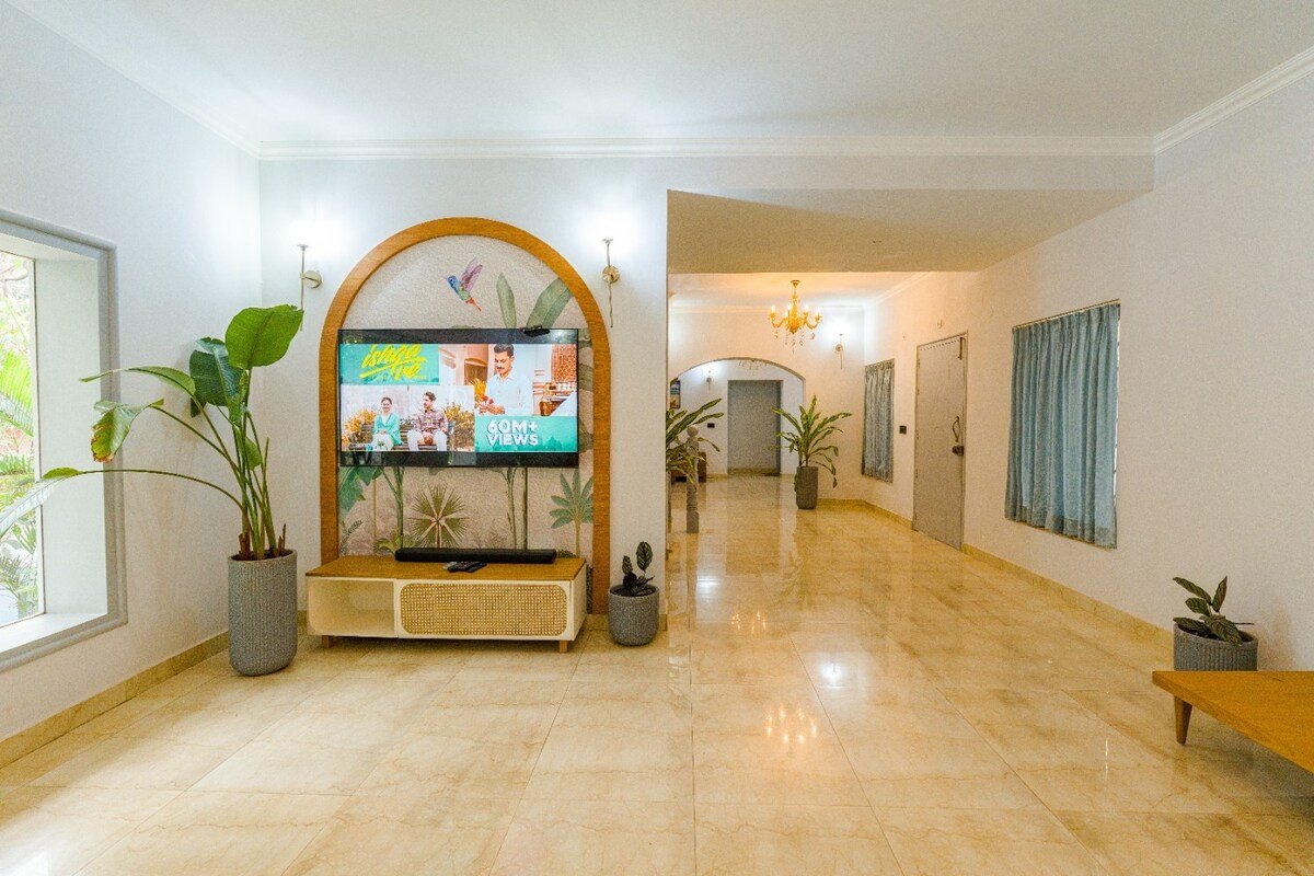 Casa Mog by Meraden