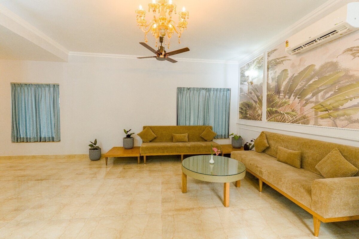 Casa Mog by Meraden