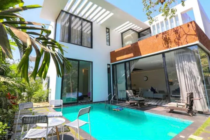 Dream Catcher Luxury Villa with Genset