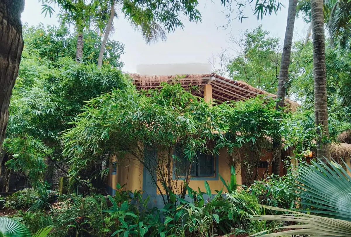 Tropical private estate by the sea