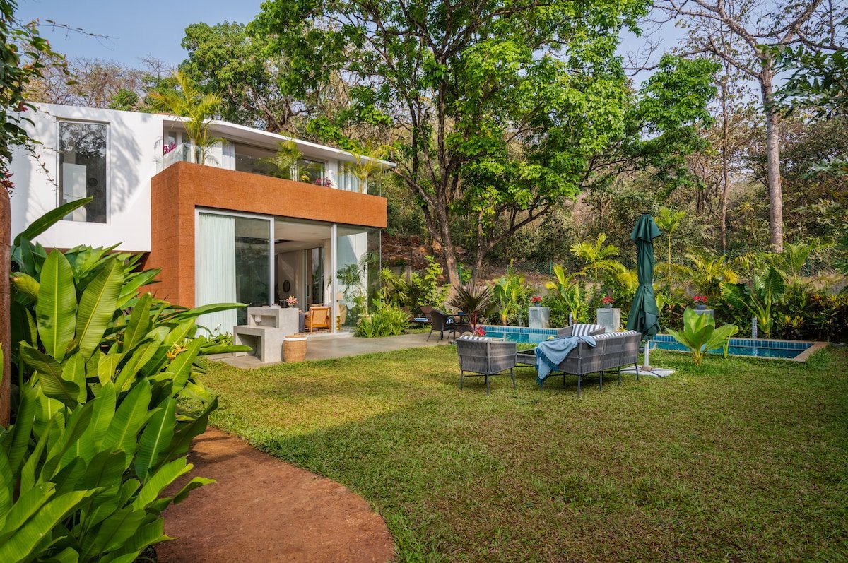 Serene Aurah Goa