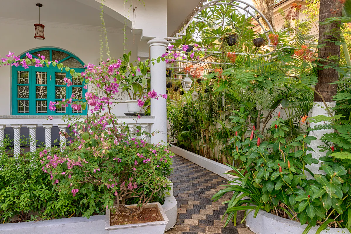 Sleek White 8BDR Villa Near Baga Beach