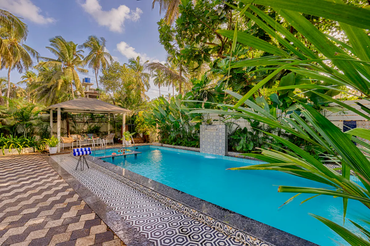 Sleek White 8BDR Villa Near Baga Beach