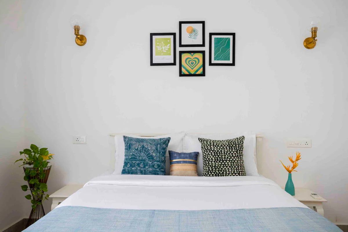 Sleek White 8BDR Villa Near Baga Beach
