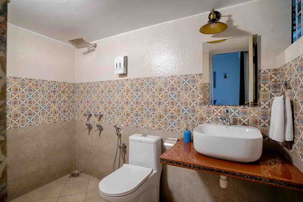 Sleek White 8BDR Villa Near Baga Beach