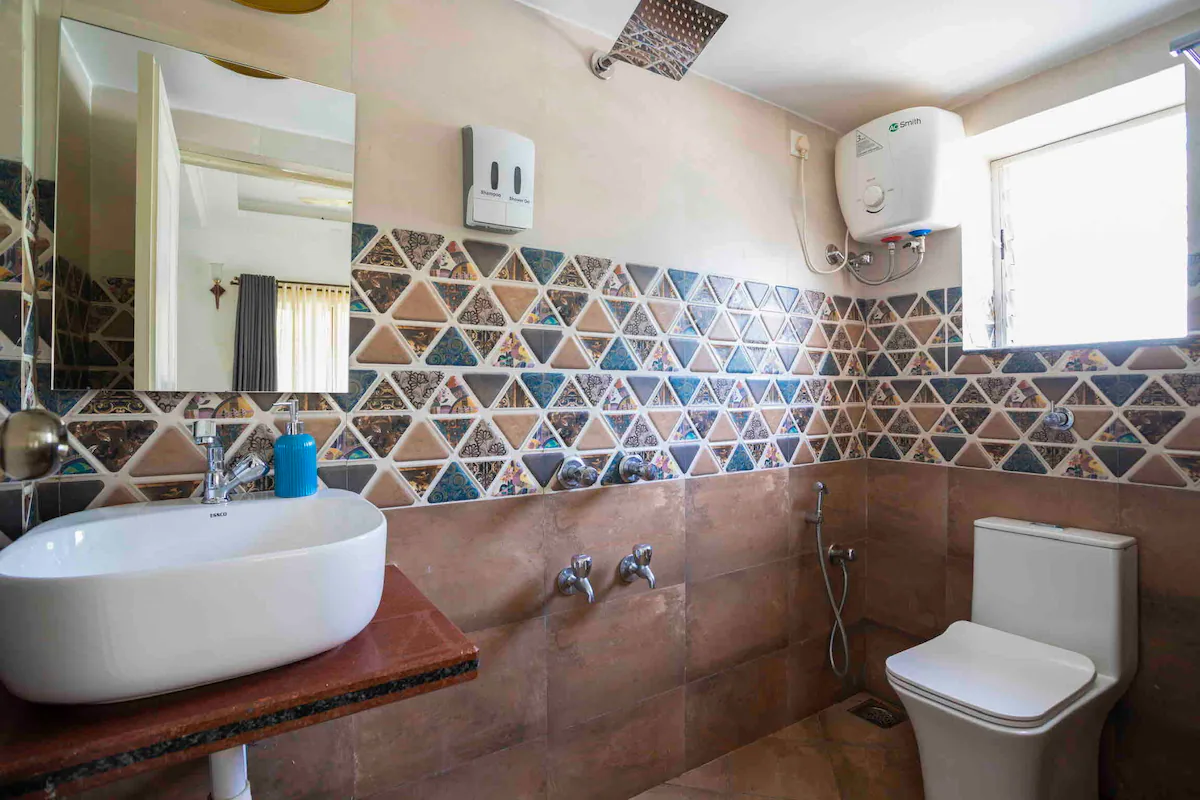 Sleek White 8BDR Villa Near Baga Beach