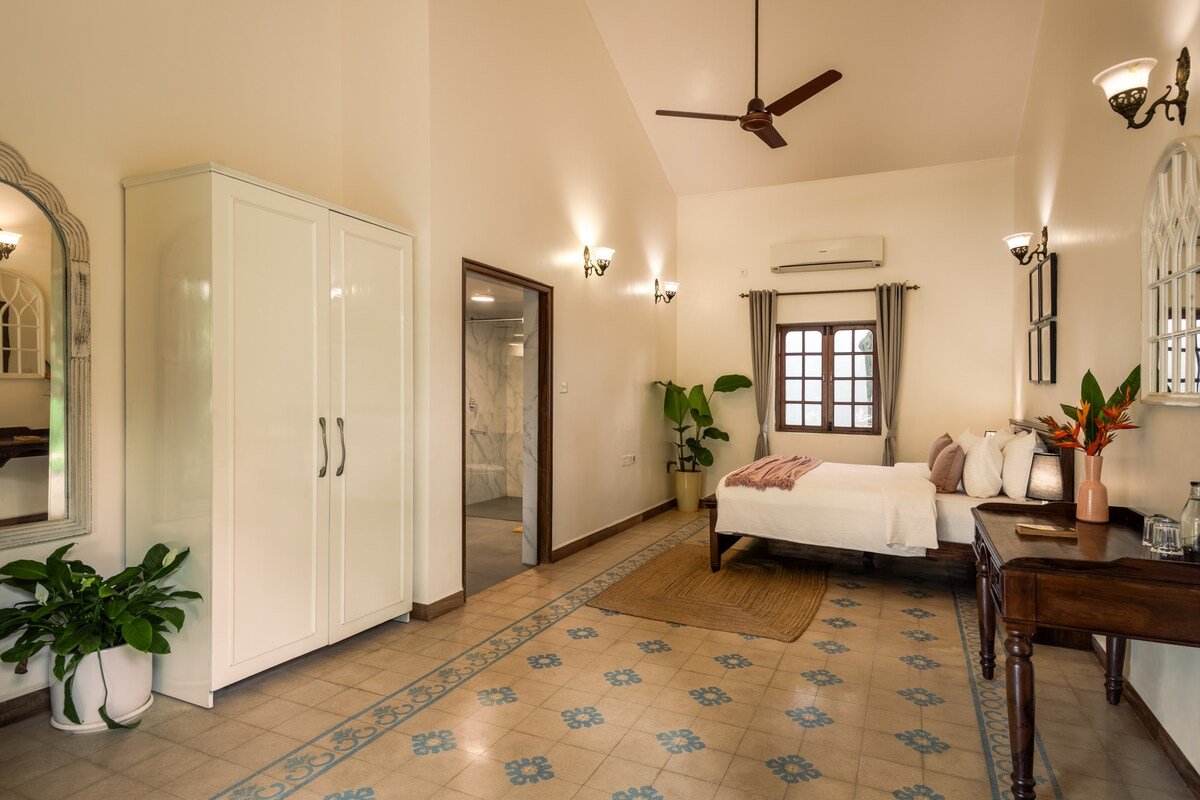 Villa Esperanza Candolim Beach